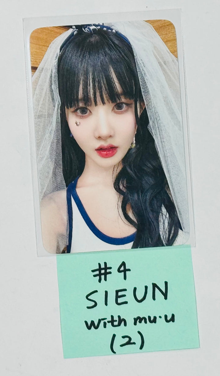 STAYC "Metamorphic" - [Withmuu, Fromm Store] Fansign Event Photocard [24.7.19] - HALLYUSUPERSTORE