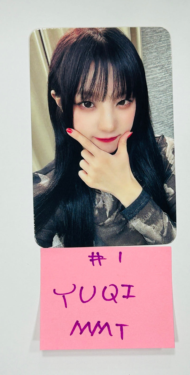 YUQI "YUQ1" - MMT Fansign Event Photocard Round 2 [24.7.22] - HALLYUSUPERSTORE