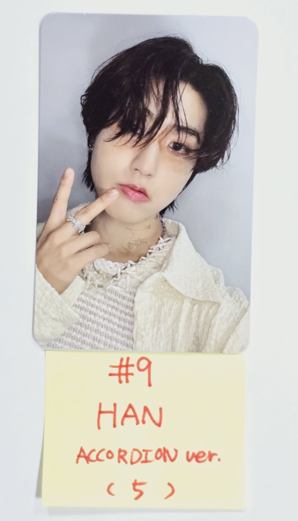 Stray Kids "ATE" - Official Photocard [Accordion Ver.] [24.7.23] - HALLYUSUPERSTORE