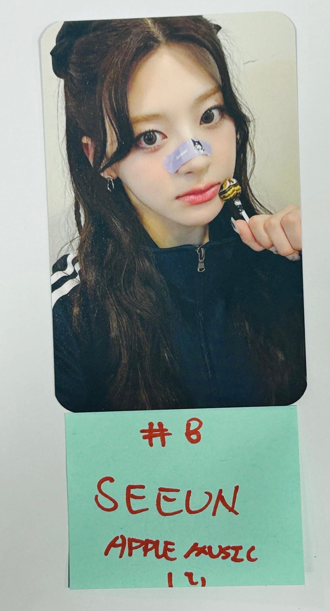 STAYC "Metamorphic" - Apple Music Fansign Event Photocard [24.7.24] - HALLYUSUPERSTORE