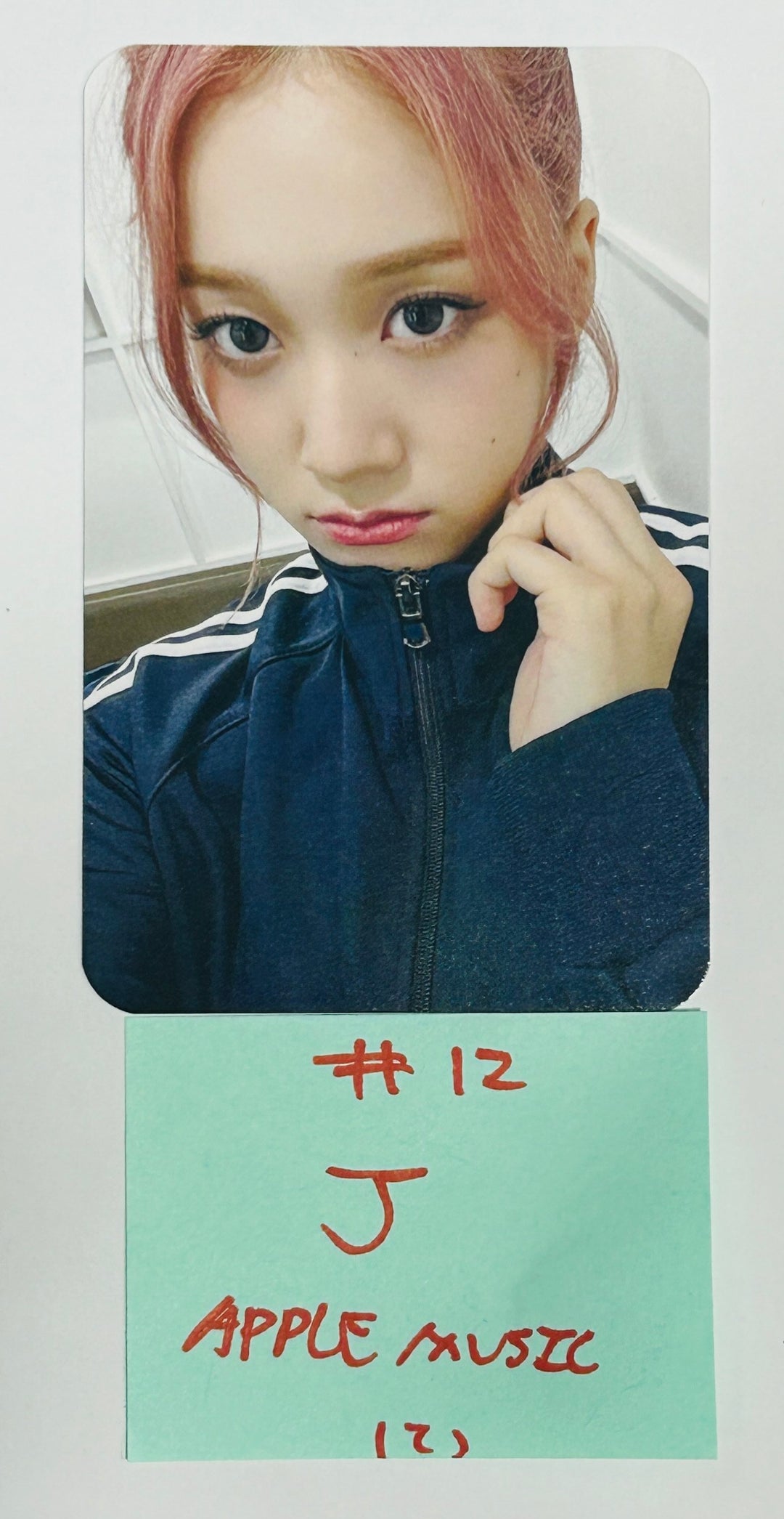 STAYC "Metamorphic" - Apple Music Fansign Event Photocard [24.7.24] - HALLYUSUPERSTORE