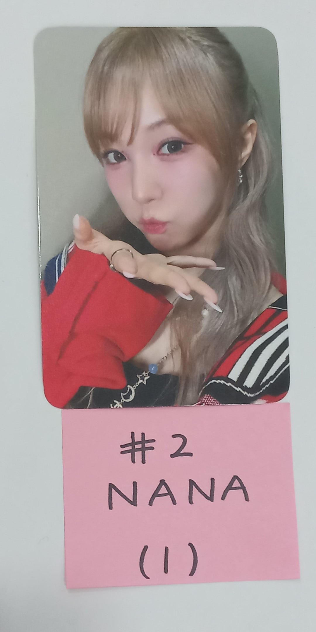 Wooah "WooAh-Land" - Trading Photocard [24.7.30] - HALLYUSUPERSTORE