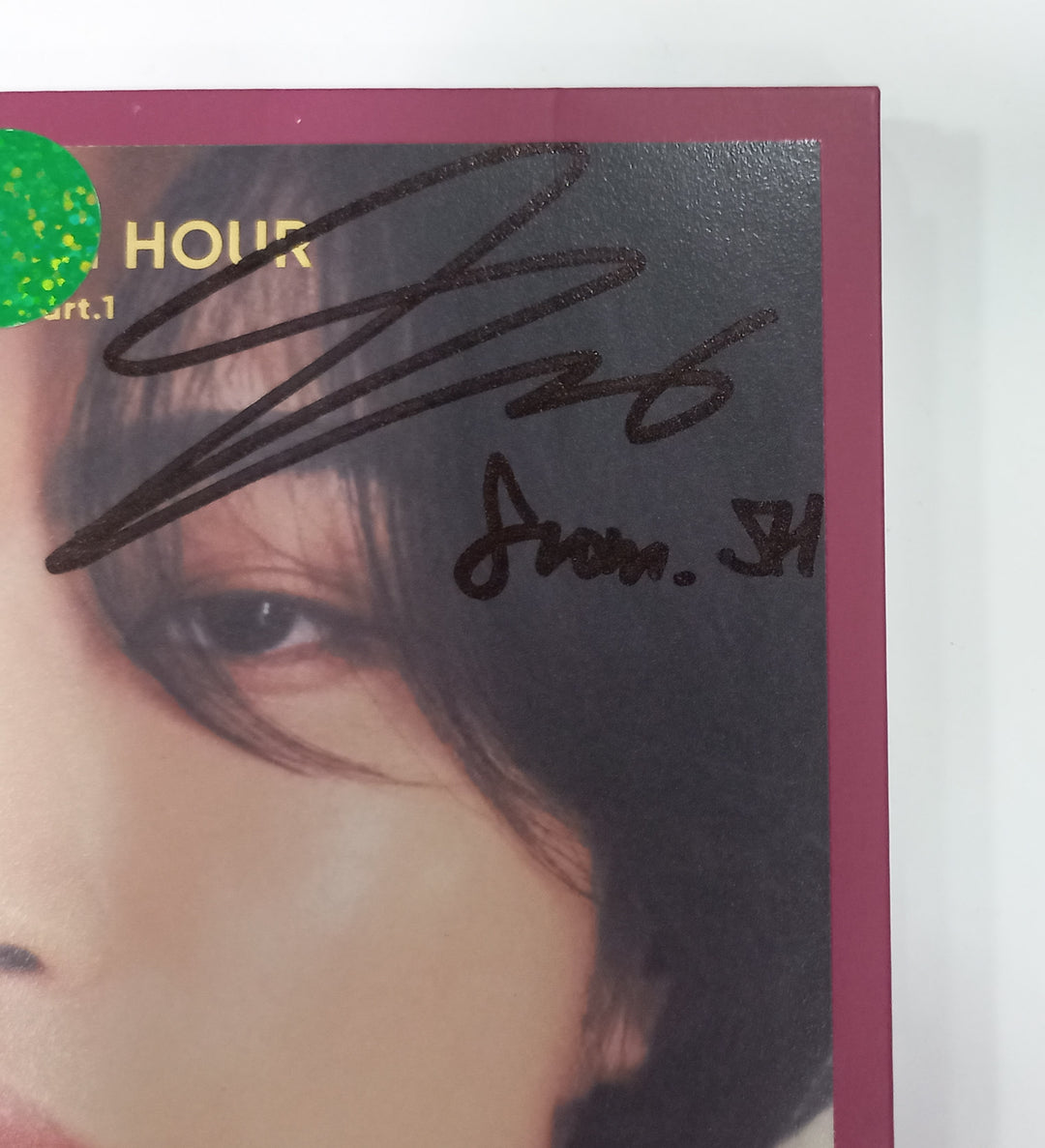 Seonghwa (Of Ateez) "GOLDEN HOUR : Part.1" - Hand Autographed(Signed) Album [24.8.2] - HALLYUSUPERSTORE