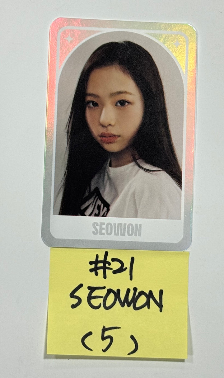 UNIS 'CURIOUS' - Official Photocard [24.8.9] - HALLYUSUPERSTORE