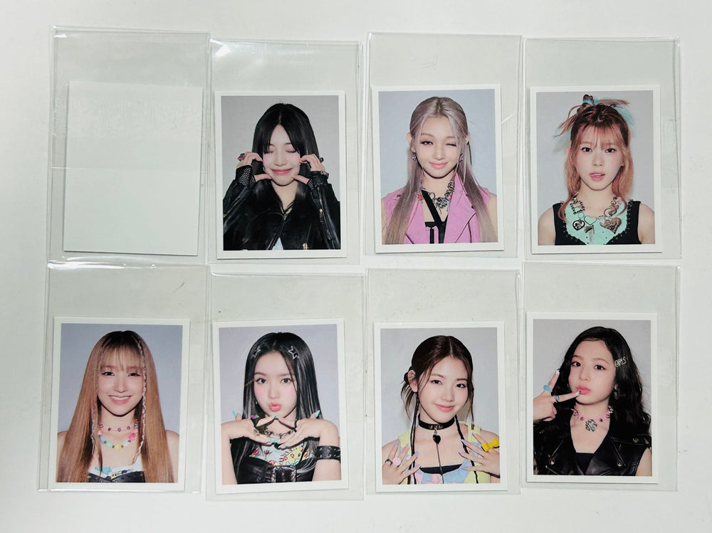 UNIS "CURIOUS" - Weverse Pre-Order Benefit  ID Photocard [24.8.9] - HALLYUSUPERSTORE