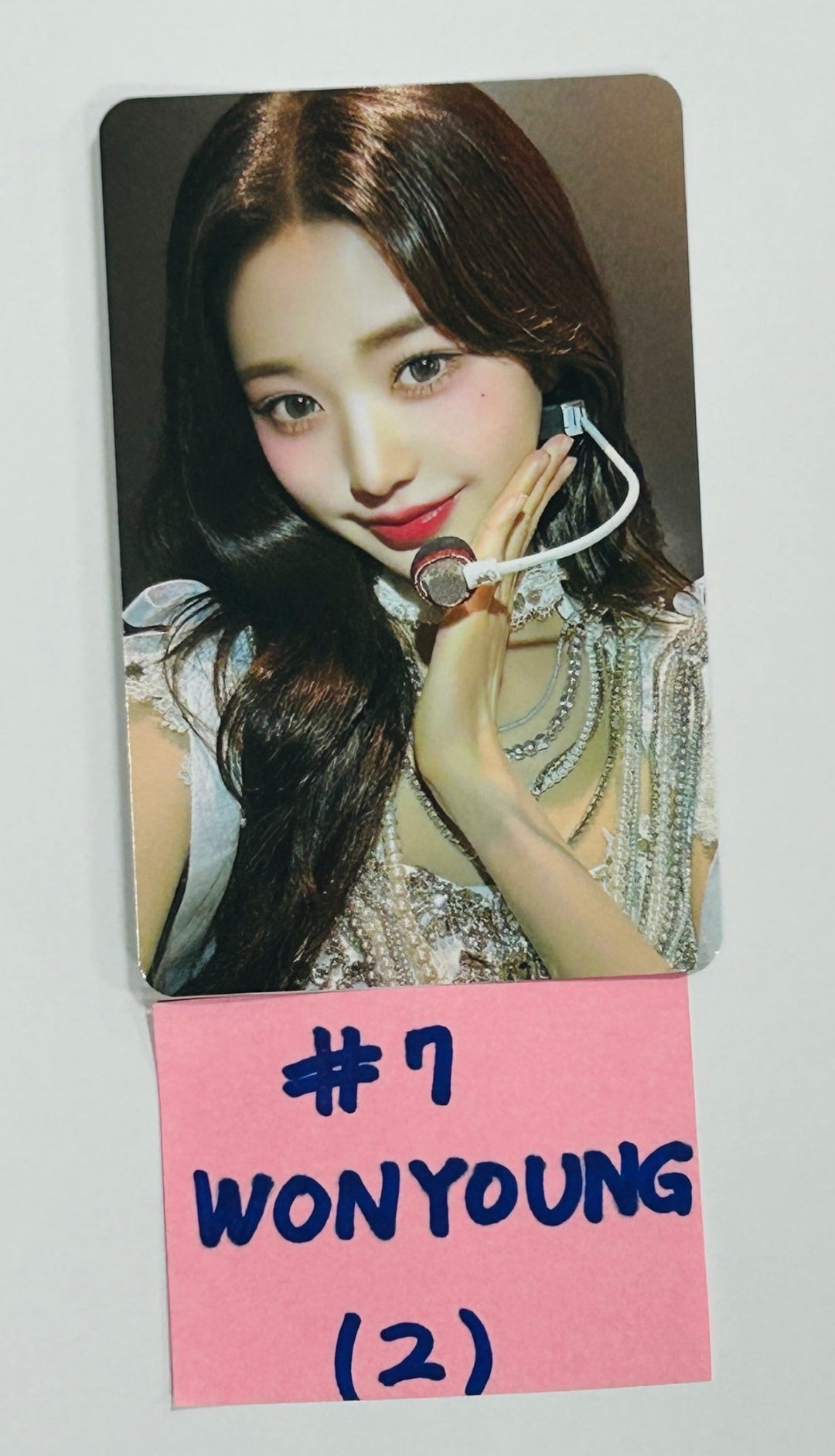 IVE THE 1ST WORLD TOUR ‘SHOW WHAT I HAVE’－ENCORE - Official Scratch Photocard [24.8.12] - HALLYUSUPERSTORE