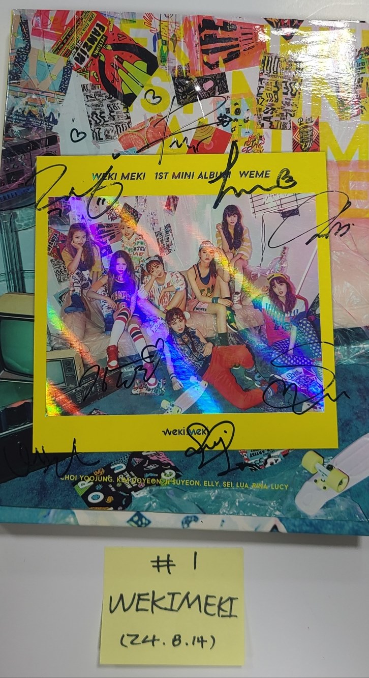 Weki Meki - Hand Autographed(Signed) Promo Album [24.8.14] - HALLYUSUPERSTORE