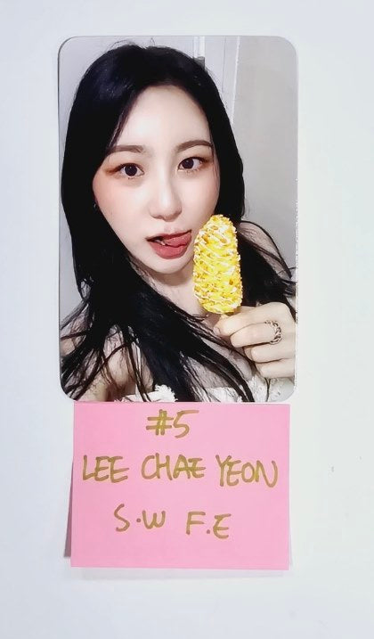 Lee Chae Yeon "SHOWDOWN" - Soundwave Fansign Event Photocard [24.8.16] - HALLYUSUPERSTORE