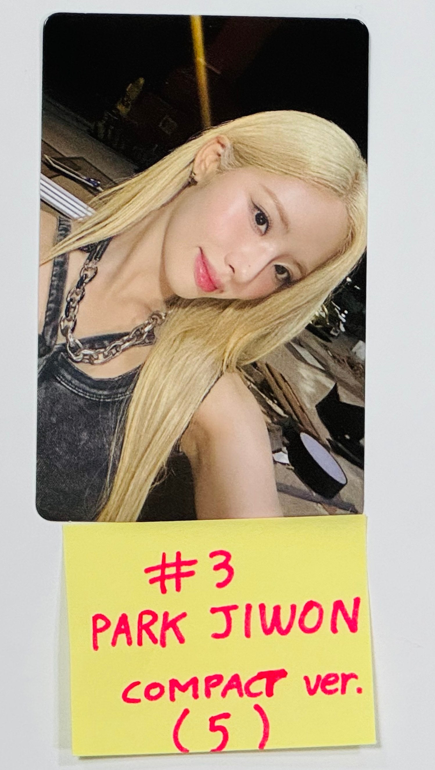 Fromis_9 