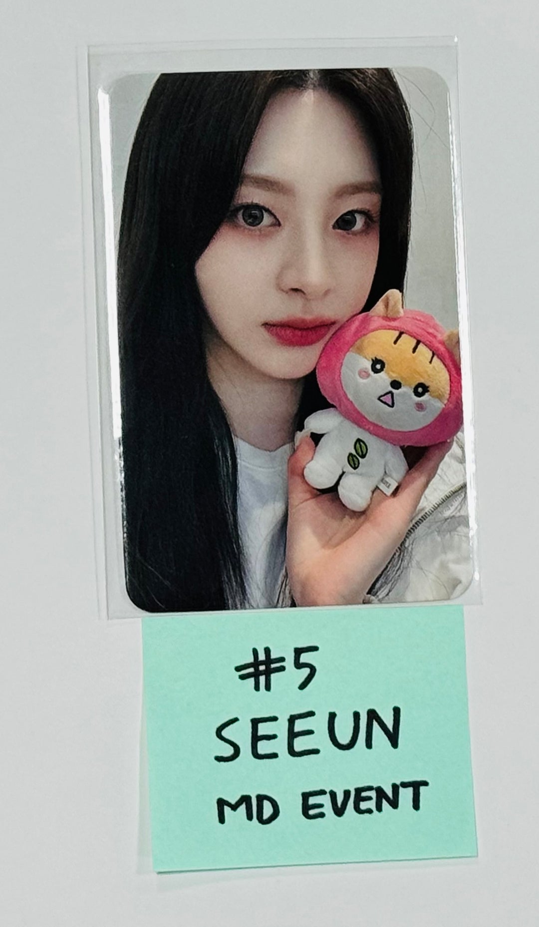 Seeun (Of StayC) "SEEUN Birthday" - Official MD Special Gift Event Photocard [24.8.19] - HALLYUSUPERSTORE