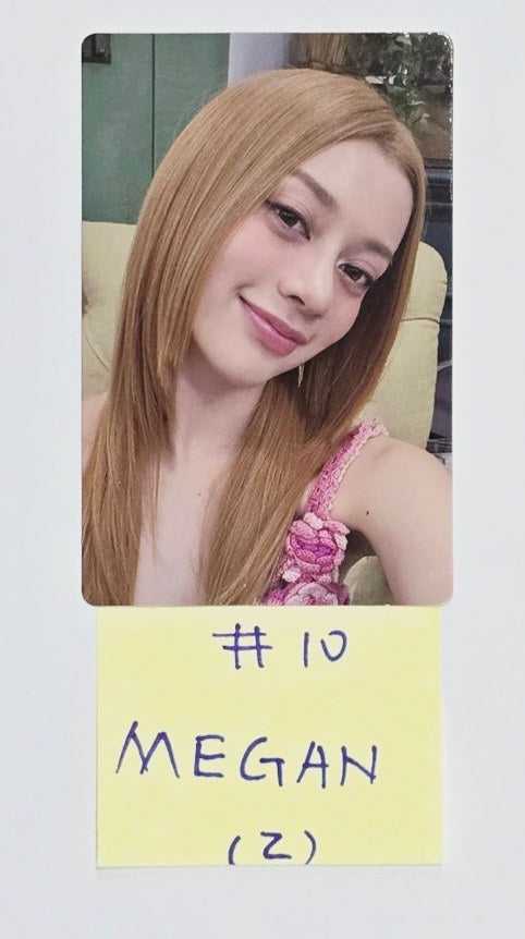 KATSEYE "SIS (Soft Is Strong)" - Official Photocard [24.8.20] - HALLYUSUPERSTORE