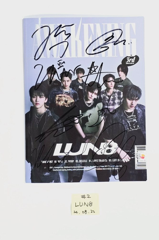 LUN8 "AWAKENING" - Hand Autographed(Signed) Promo Album [24.8.22] - HALLYUSUPERSTORE