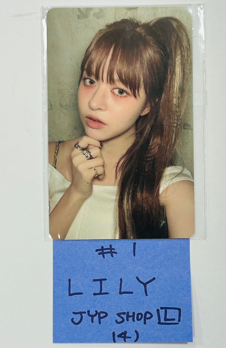 NMIXX "Fe3O4: STICK OUT" - JYP Shop Pre-Order Benefit Photocard [Limited Ver.] [Restocked 9/2] [24.8.22]