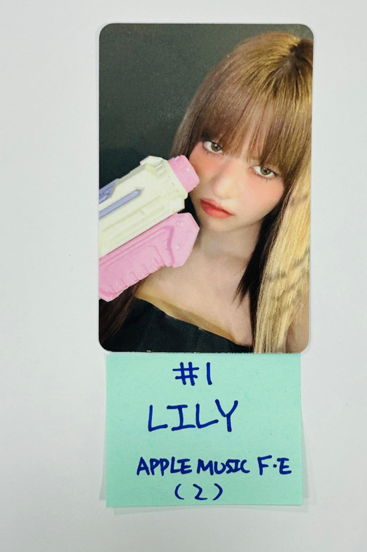 NMIXX "Fe3O4: STICK OUT" - Apple Music Fansign Event Photocard [24.8.23]