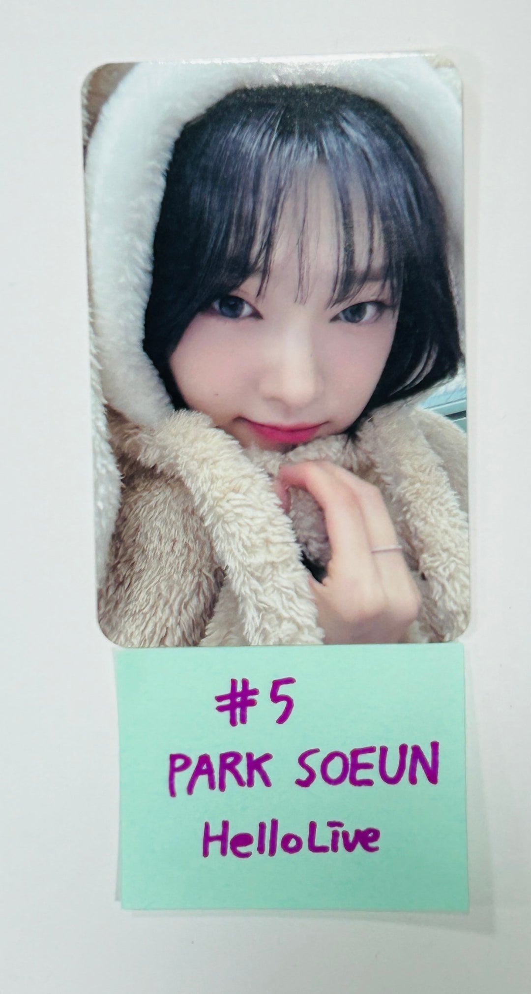 Weeekly "Bliss" - Hello Live Fansign Event Photocard [24.8.23] - HALLYUSUPERSTORE