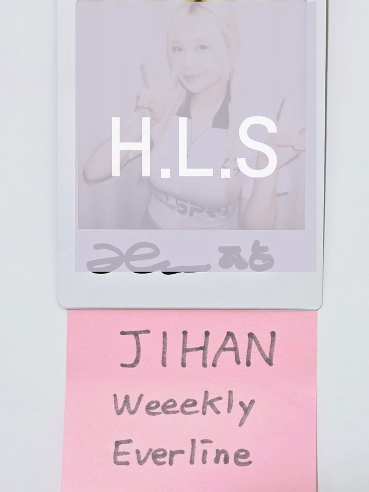 Jihan (Of Weeekly) "Bliss " - Hand Autographed(Signed) Polaroid [24.8.26] - HALLYUSUPERSTORE