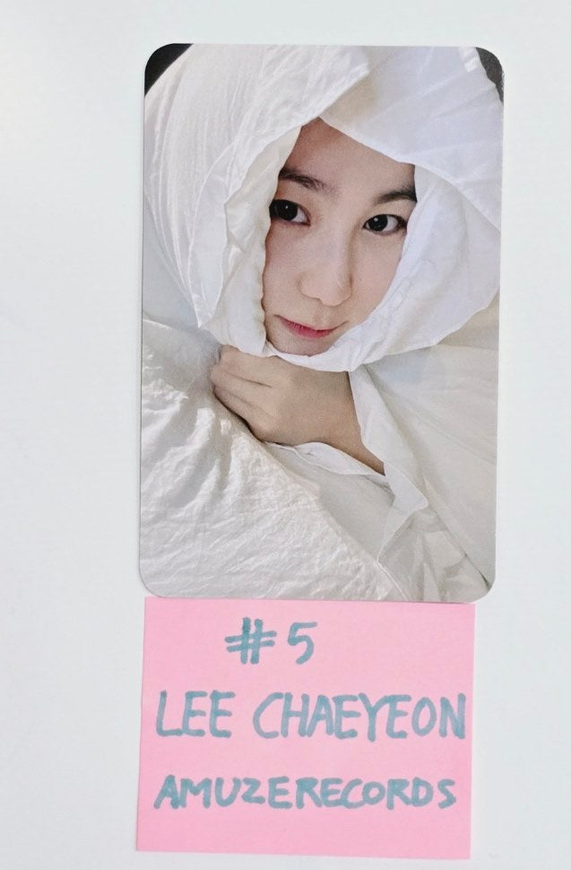 Lee Chae Yeon "SHOWDOWN" - AMUZE RECORDS Fansign Event Photocard [24.8.26] - HALLYUSUPERSTORE