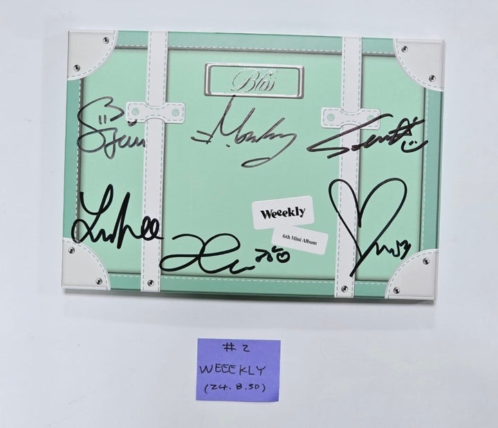 Weeekly "Bliss " - Hand Autographed(Signed)  Album [24.8.30] - HALLYUSUPERSTORE