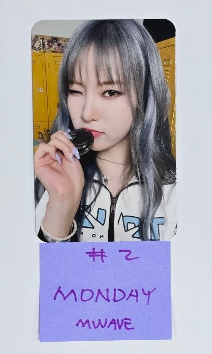 Weeekly "Bliss " - MWAVE Event Photocard [24.8.30] - HALLYUSUPERSTORE