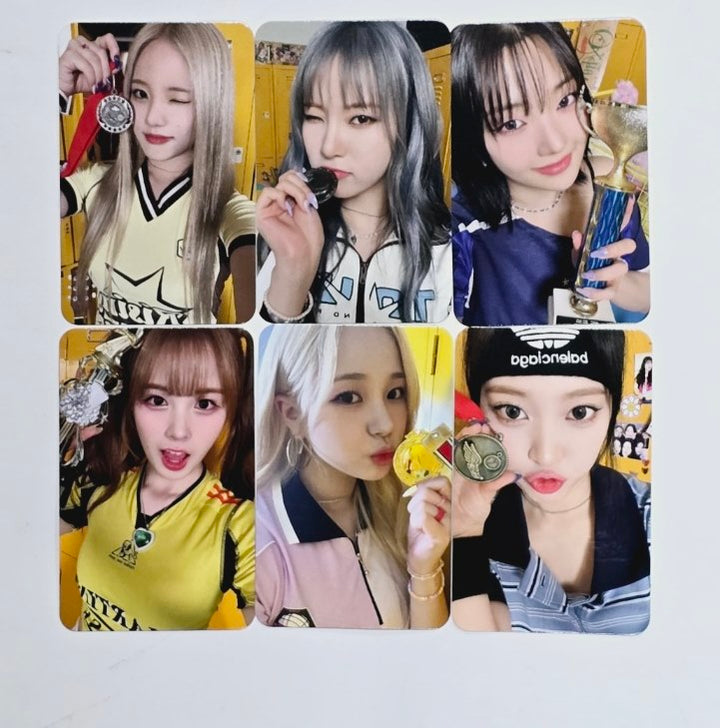 Weeekly "Bliss " - MWAVE Event Photocard [24.8.30] - HALLYUSUPERSTORE