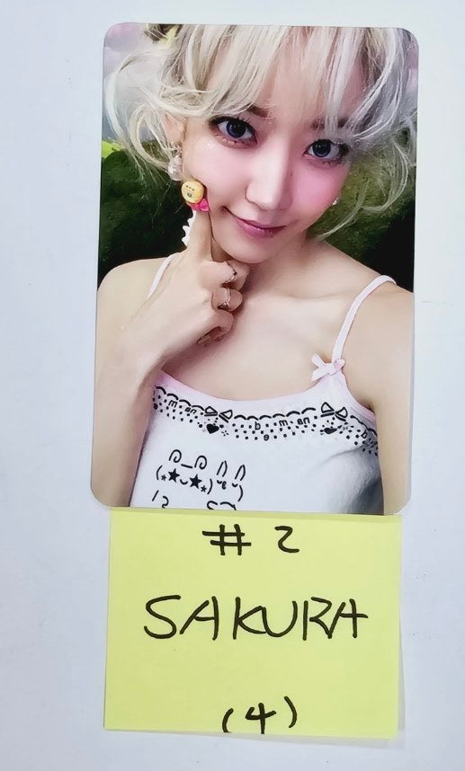 LE SSERAFIM "CRAZY" - Official Photocard [24.8.30] - HALLYUSUPERSTORE