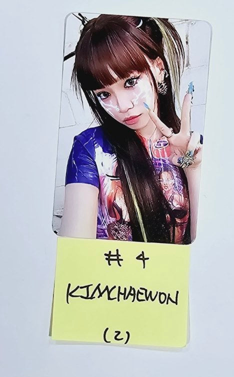 LE SSERAFIM "CRAZY" - Official Photocard [24.8.30] - HALLYUSUPERSTORE