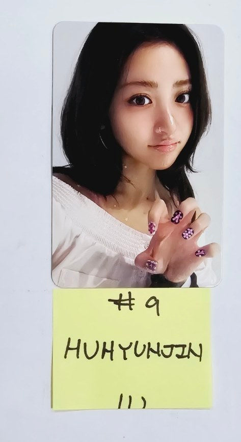 LE SSERAFIM "CRAZY" - Official Photocard [24.8.30] - HALLYUSUPERSTORE