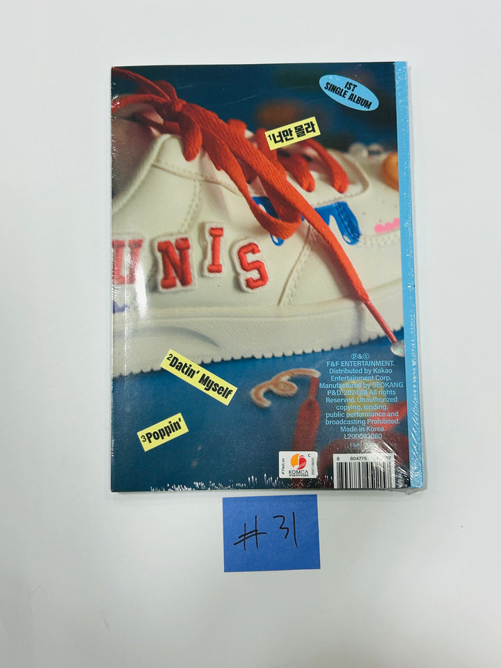 UNIS 'CURIOUS' - Hand Autographed(Signed) Album [24.9.4] (2) - HALLYUSUPERSTORE