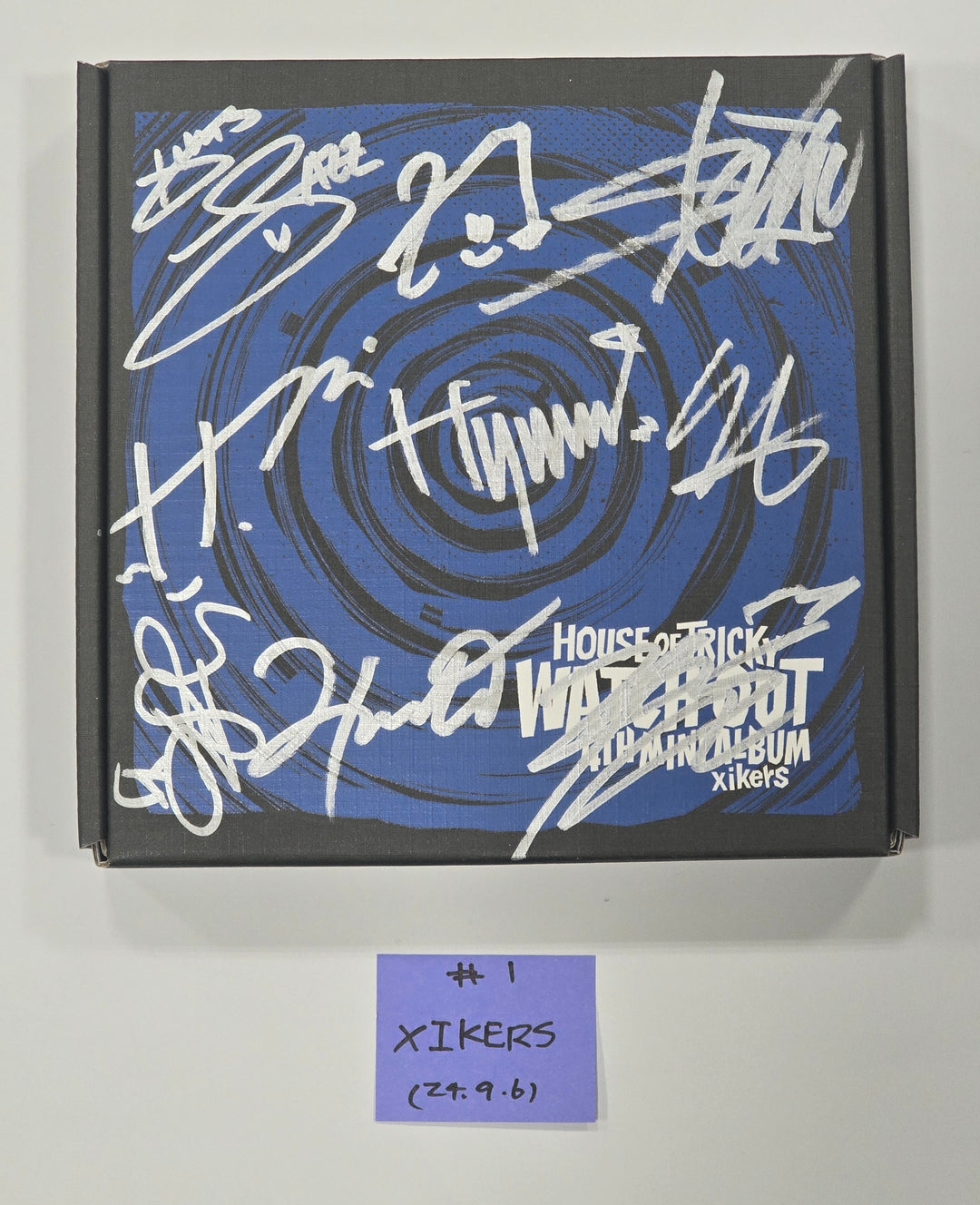 Xikers "HOUSE OF TRICKY : WATCH OUT" - Hand Autographed(Signed) Promo Album [24.9.6] - HALLYUSUPERSTORE