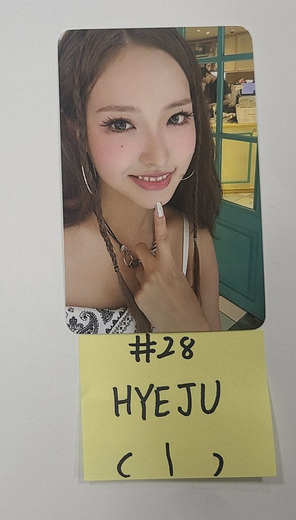 Loossemble "TTYL" - Official Photocard [24.9.6] - HALLYUSUPERSTORE