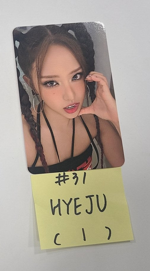 Loossemble "TTYL" - Official Photocard [24.9.6] - HALLYUSUPERSTORE