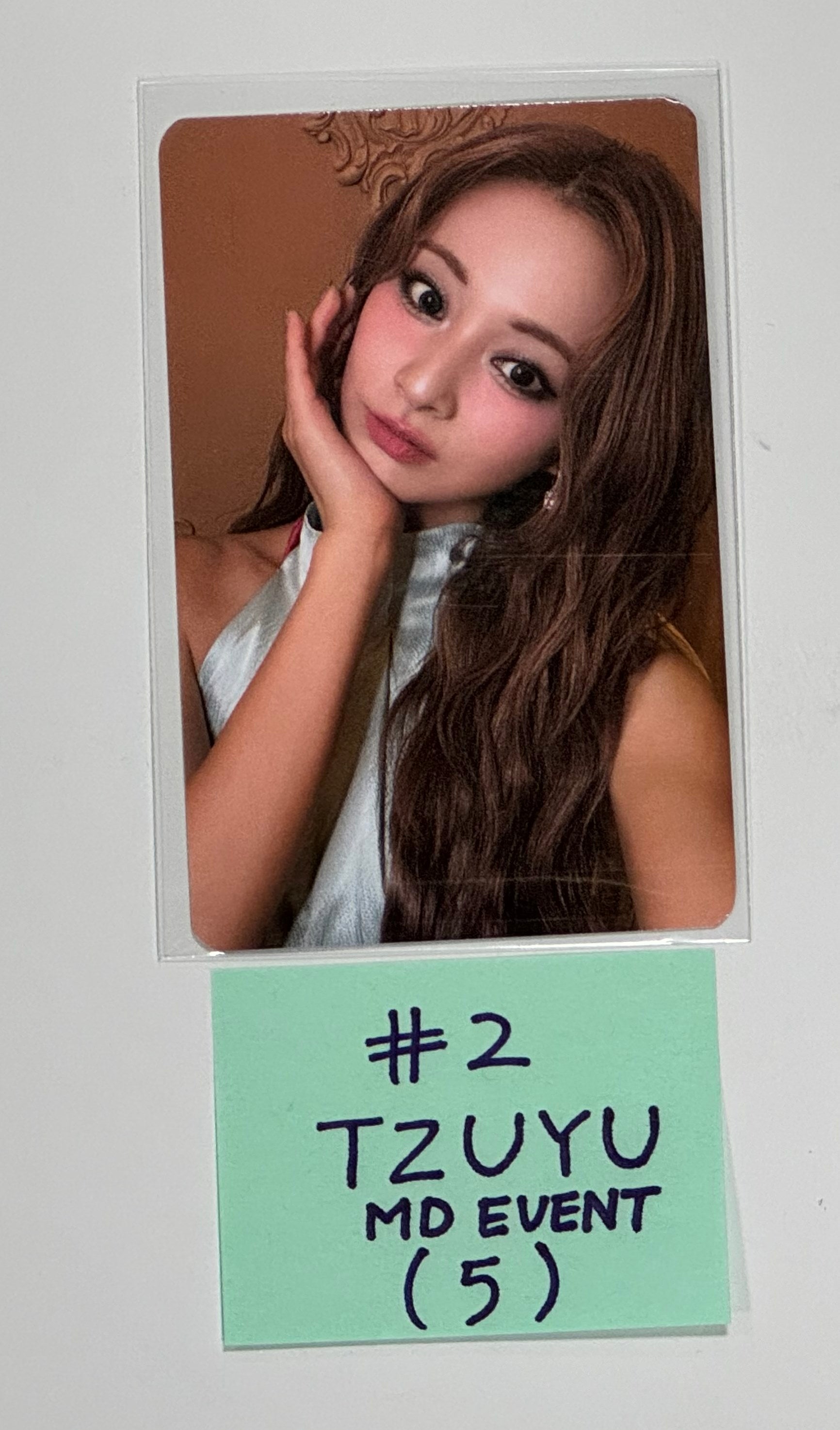 Twice good LA pop up photocard Tzuyu