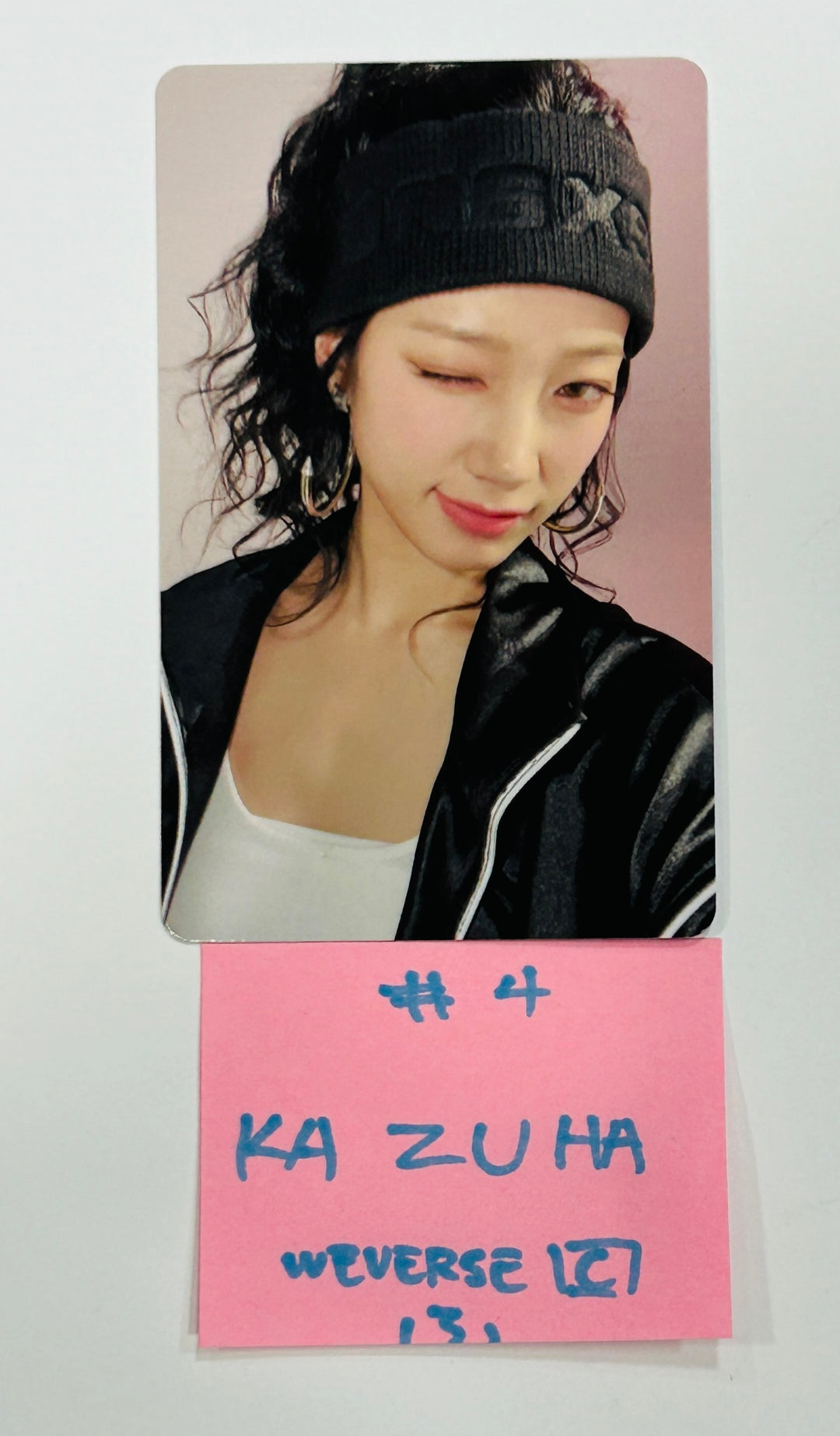 LE SSERAFIM "CRAZY" - Weverse Shop (Studio Choom Gift) Event Photocard [24.9.9] - HALLYUSUPERSTORE