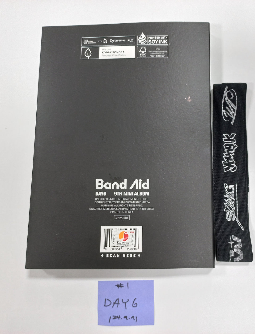 DAY6 "Band Aid" - Hand Autographed(Signed) Promo Album [24.9.9] - HALLYUSUPERSTORE