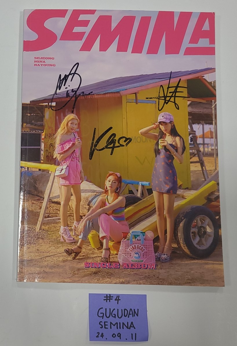 GUGUDAN, Kim Sejeong  - Hand Autographed(Signed) Promo Album [24.9.11] - HALLYUSUPERSTORE