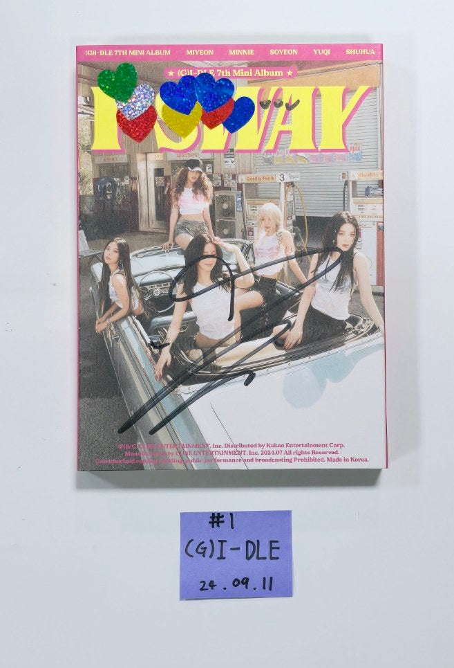 YUQI (Of (g) I-DLE) "I SWAY", NMIXX "Fe3O4: Break" - Hand Autographed(Signed) Album [24.9.11] - HALLYUSUPERSTORE