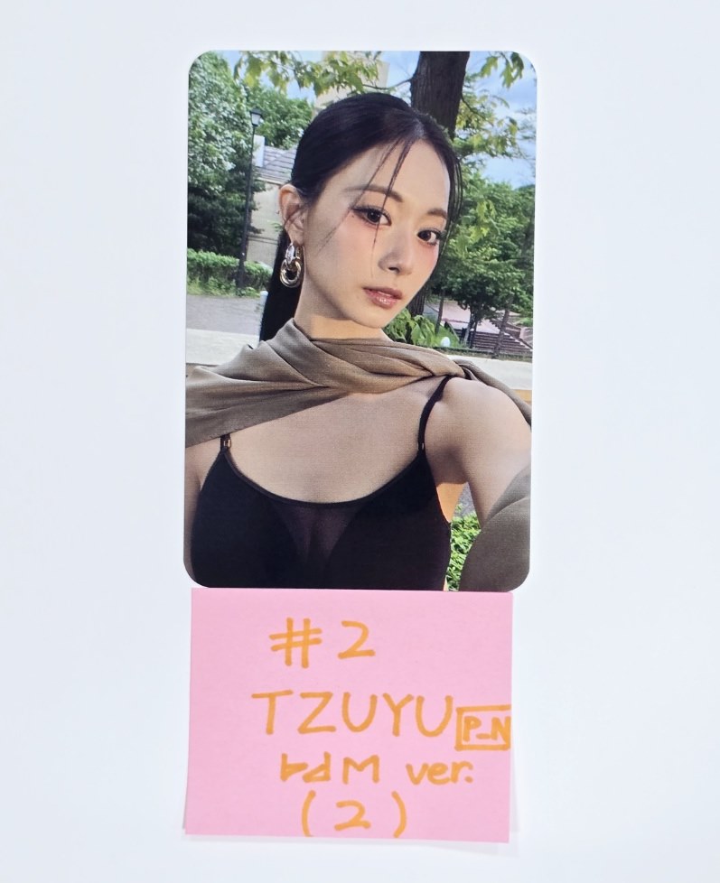 Tzuyu (of Twice) "abouTZU" - Blue Dream Media Pre-Order Benefit Photocard [Nemo Ver.] [24.9.12] - HALLYUSUPERSTORE