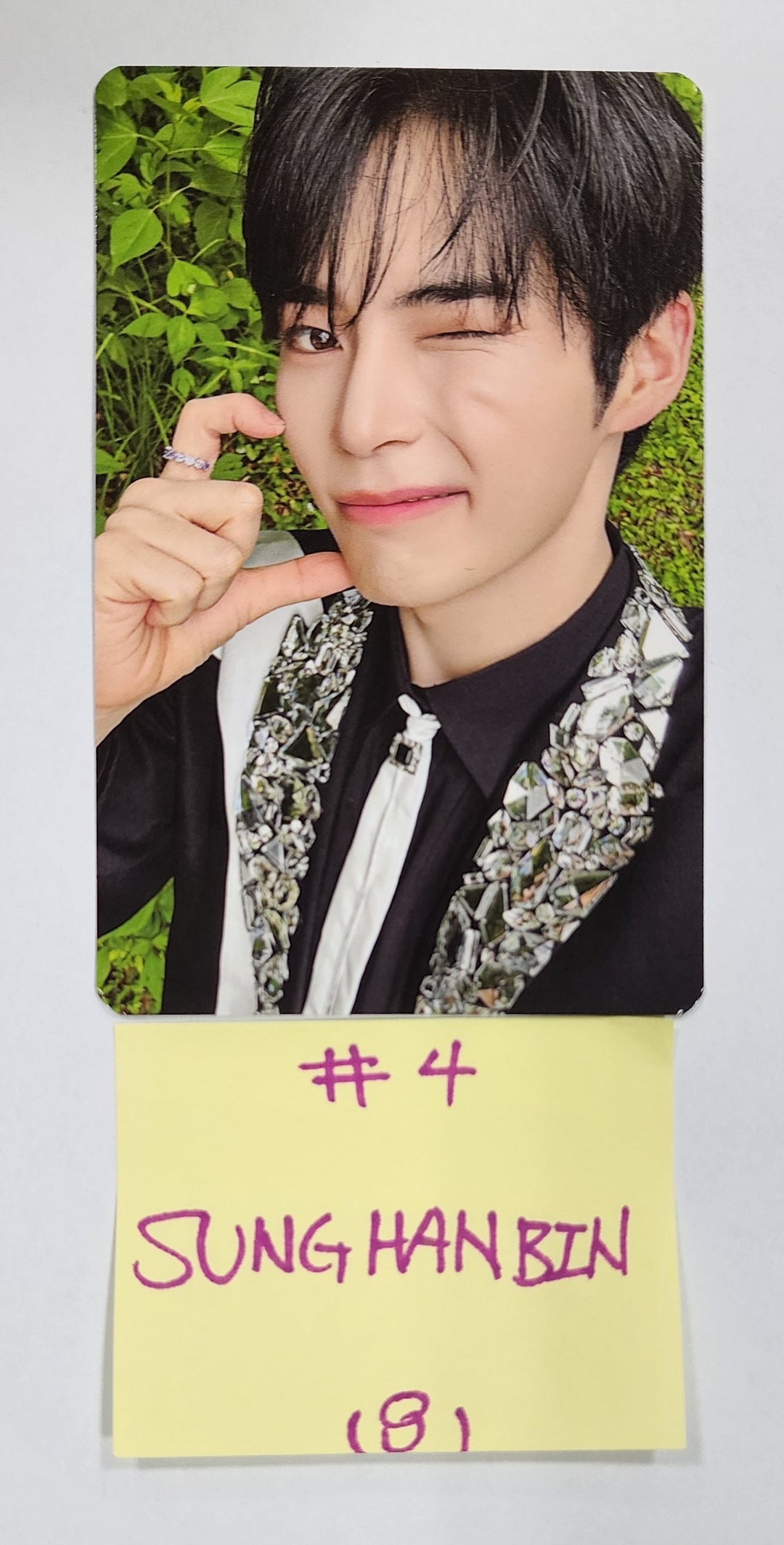 ZEROBASEONE(ZB1) "Timeless World" 2024 The 1st Tour - Official Trading Photocard (1) [24.9.20] - HALLYUSUPERSTORE