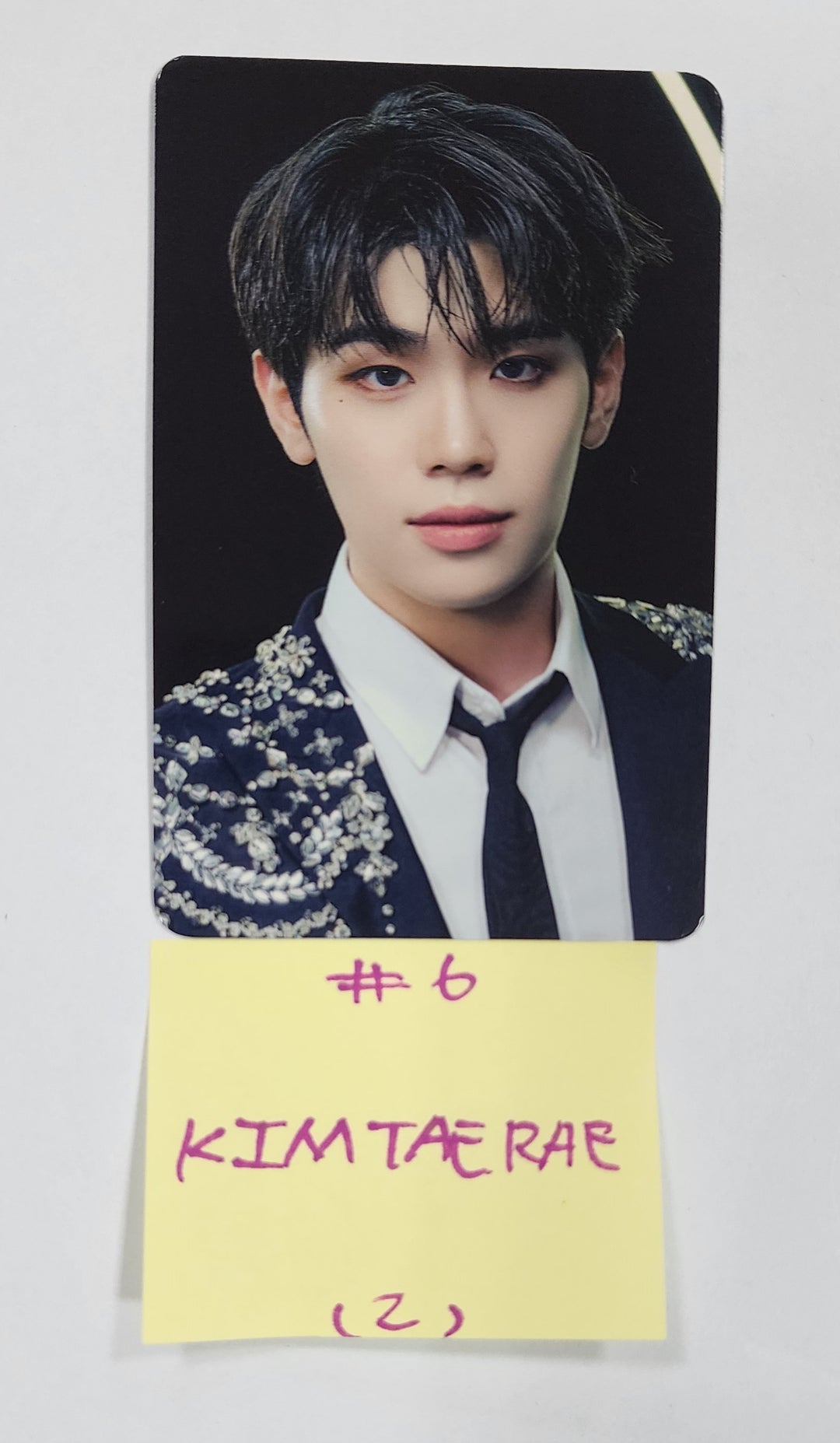 ZEROBASEONE(ZB1) "Timeless World" 2024 The 1st Tour - Official Trading Photocard (2) [24.9.20] - HALLYUSUPERSTORE