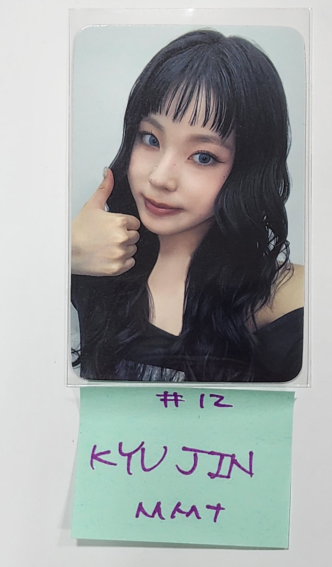 NMIXX "Fe3O4: STICK OUT" - MMT Fansign Event Photocard Round 2 [24.9.24] - HALLYUSUPERSTORE