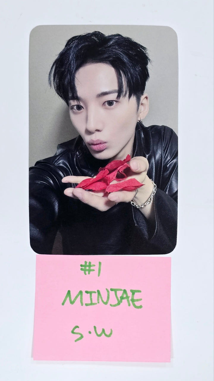 Xikers "HOUSE OF TRICKY : WATCH OUT" - Soundwave Fansign Event Photocard [24.9.25] - HALLYUSUPERSTORE