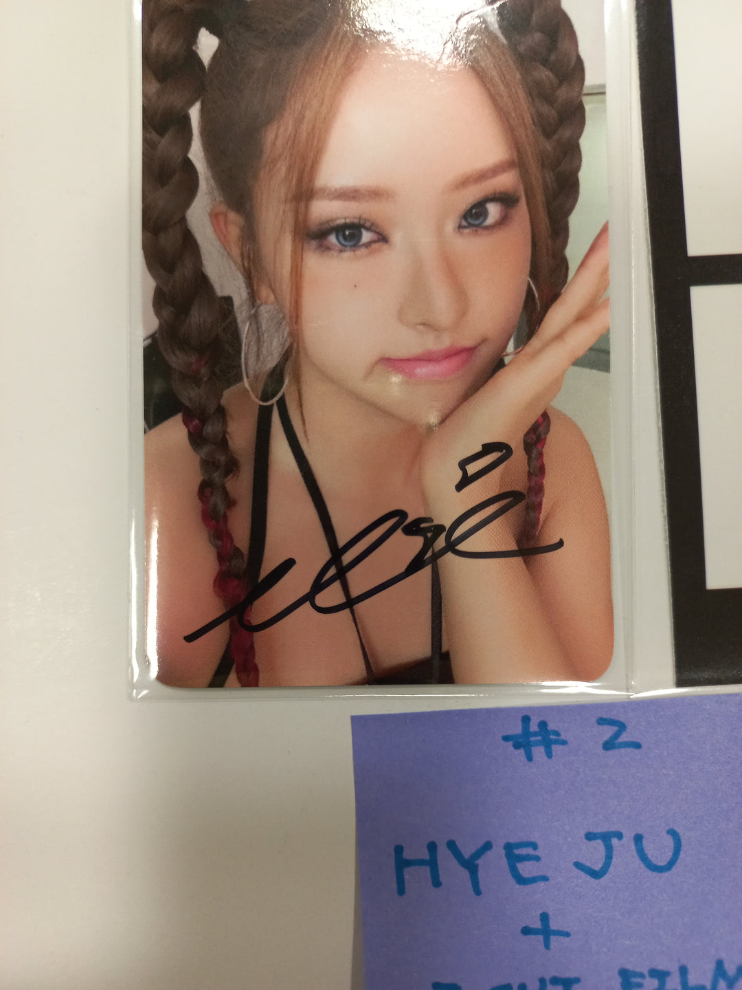 Loossemble "TTYL" - Hand Autographed(Signed) Photocard + 2 Cut Film [24.9.26]