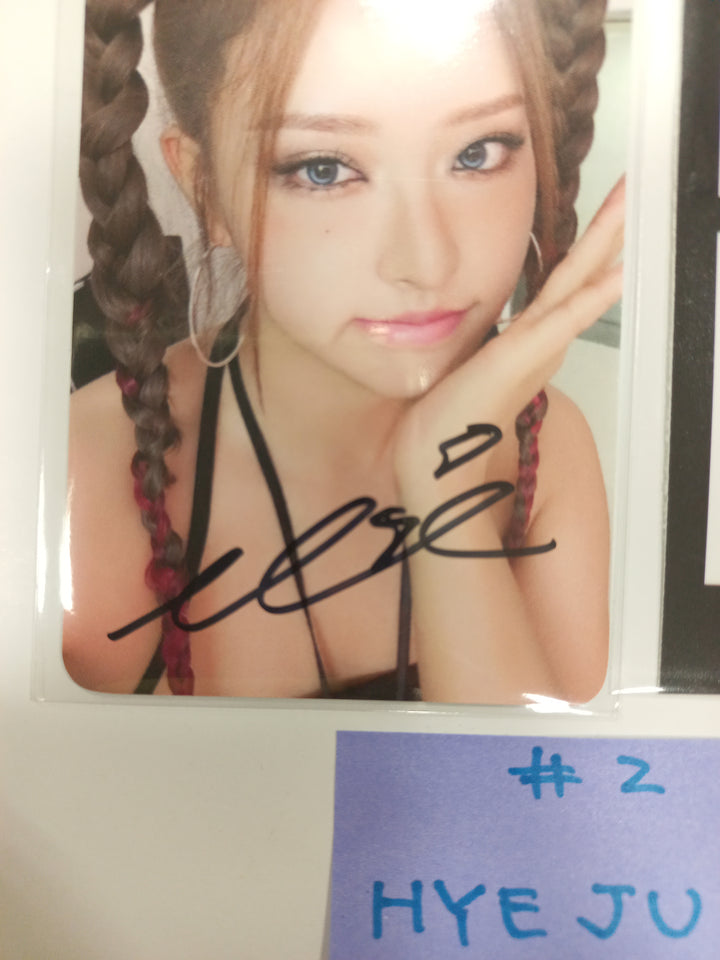 Loossemble "TTYL" - Hand Autographed(Signed) Photocard + 2 Cut Film [24.9.26]