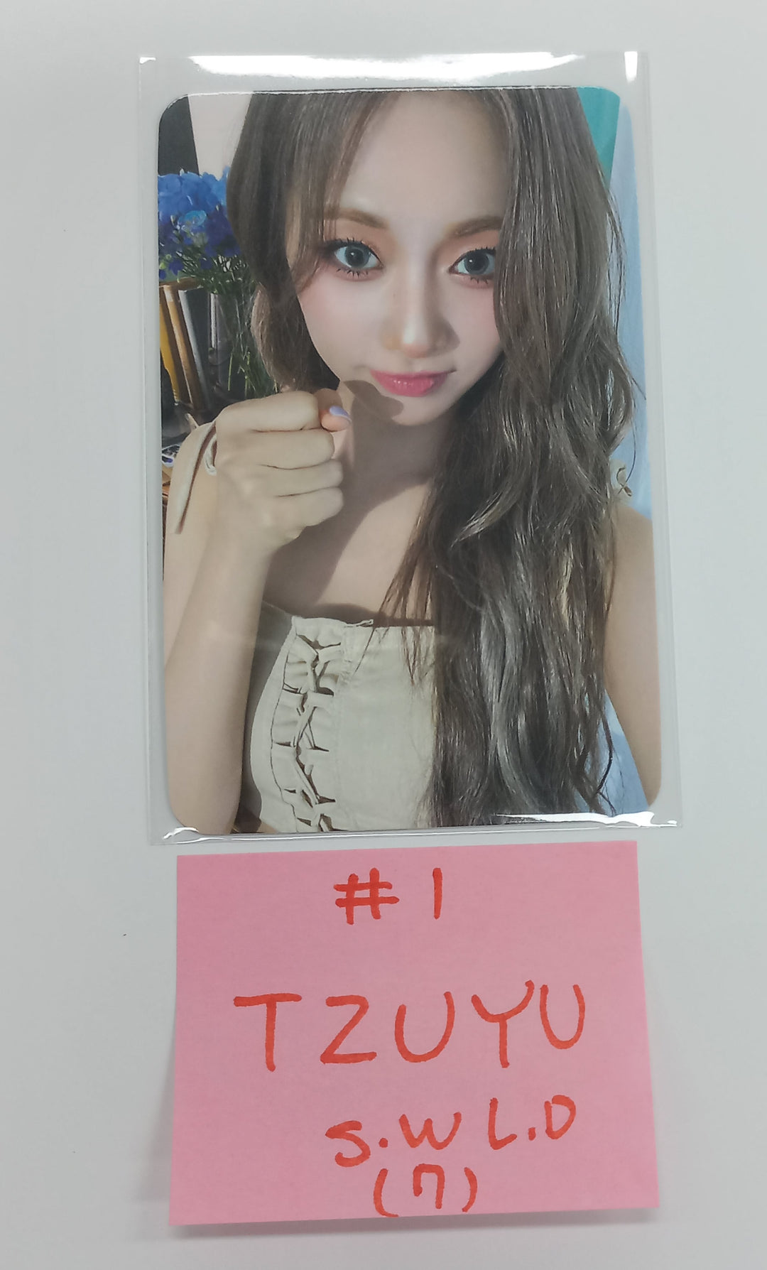 Tzuyu (of Twice) "abouTZU" - Soundwave Lucky Draw Event Photocard, 2 Cut Photo [24.9.30] - HALLYUSUPERSTORE