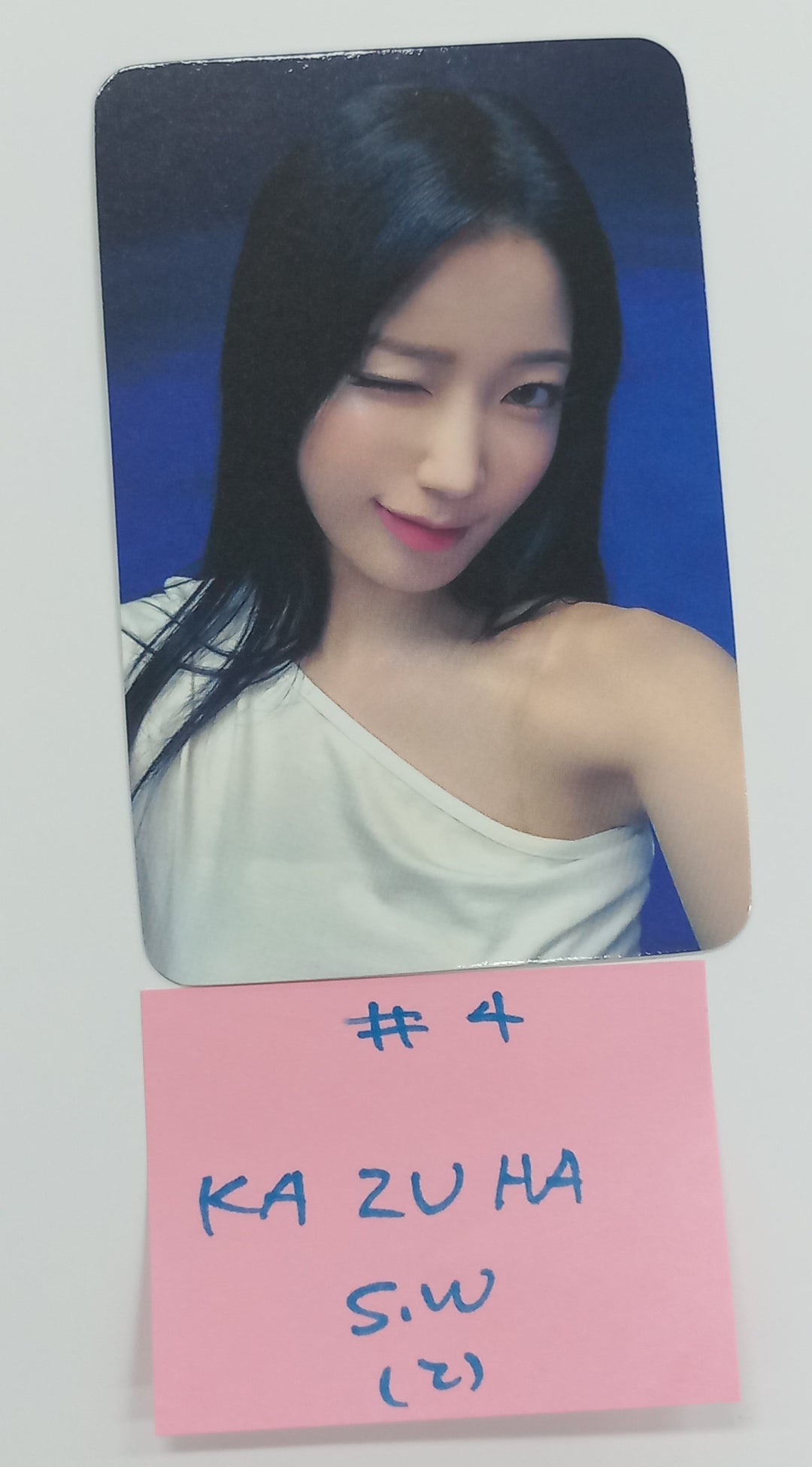 LE SSERAFIM "CRAZY" - Soundwave Fansign Event Photocard [24.9.30] - HALLYUSUPERSTORE