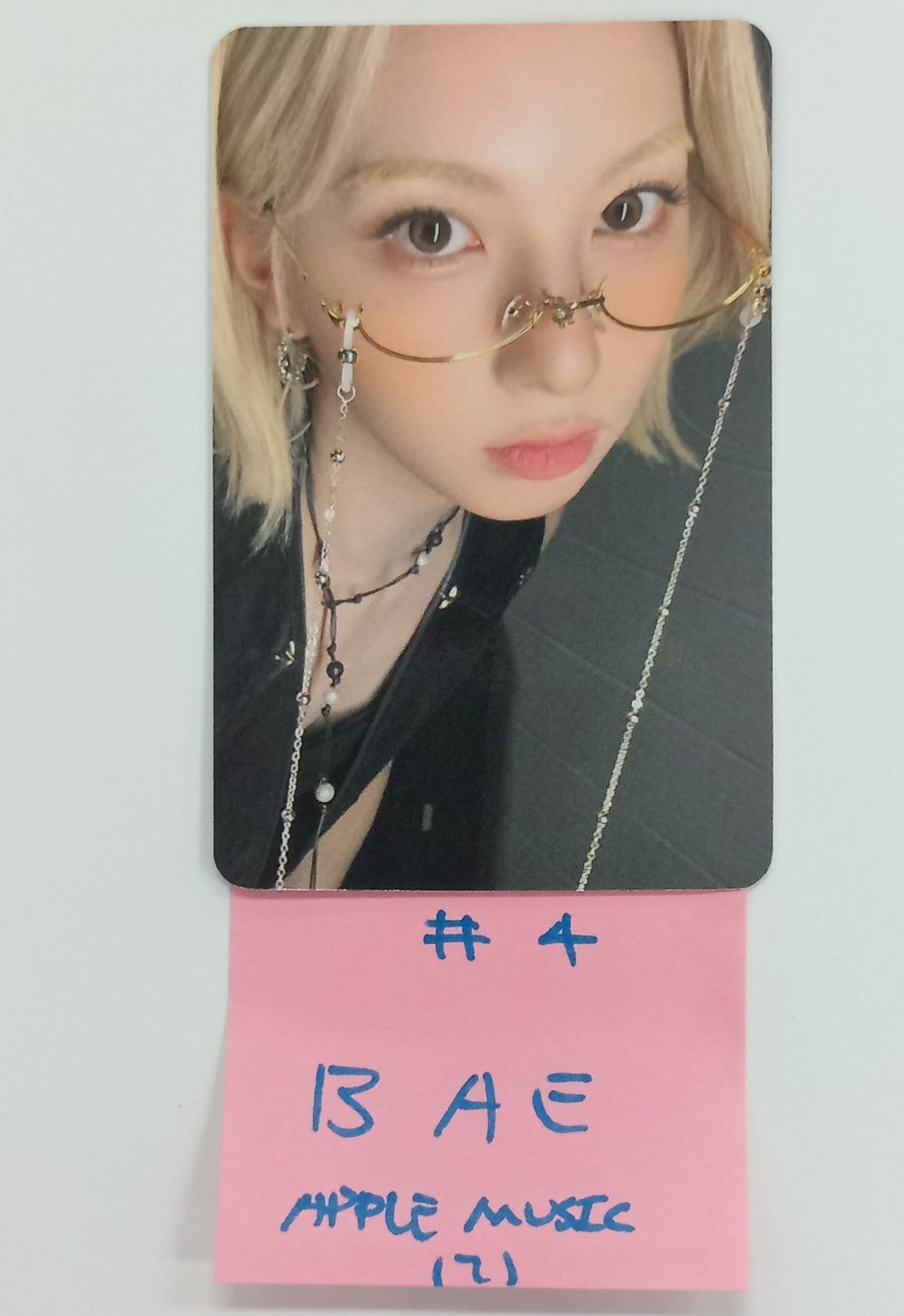 NMIXX "Fe3O4: STICK OUT" - Apple Music Fansign Event Photocard [24.9.30] - HALLYUSUPERSTORE