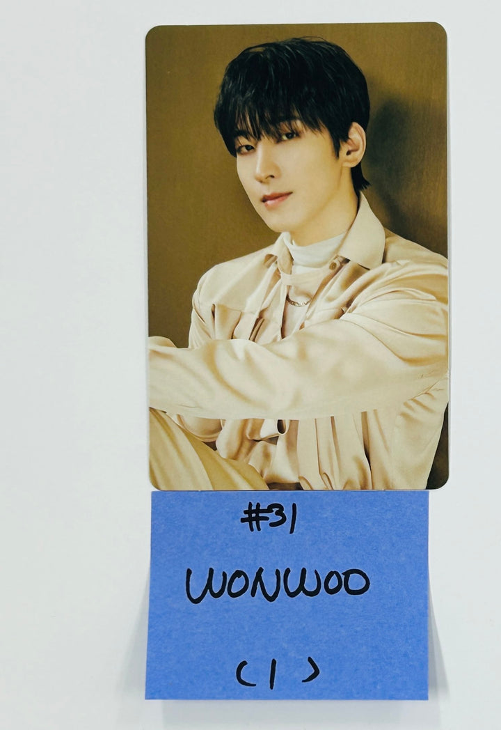 SEVENTEEN "RIGHT HERE" World Tour - Official Trading Photocard (2) [24.10.2] - HALLYUSUPERSTORE