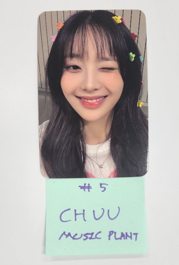 CHUU "Strawberry Rush" - Music Plant Fansign Event Photocard [24.10.4] - HALLYUSUPERSTORE