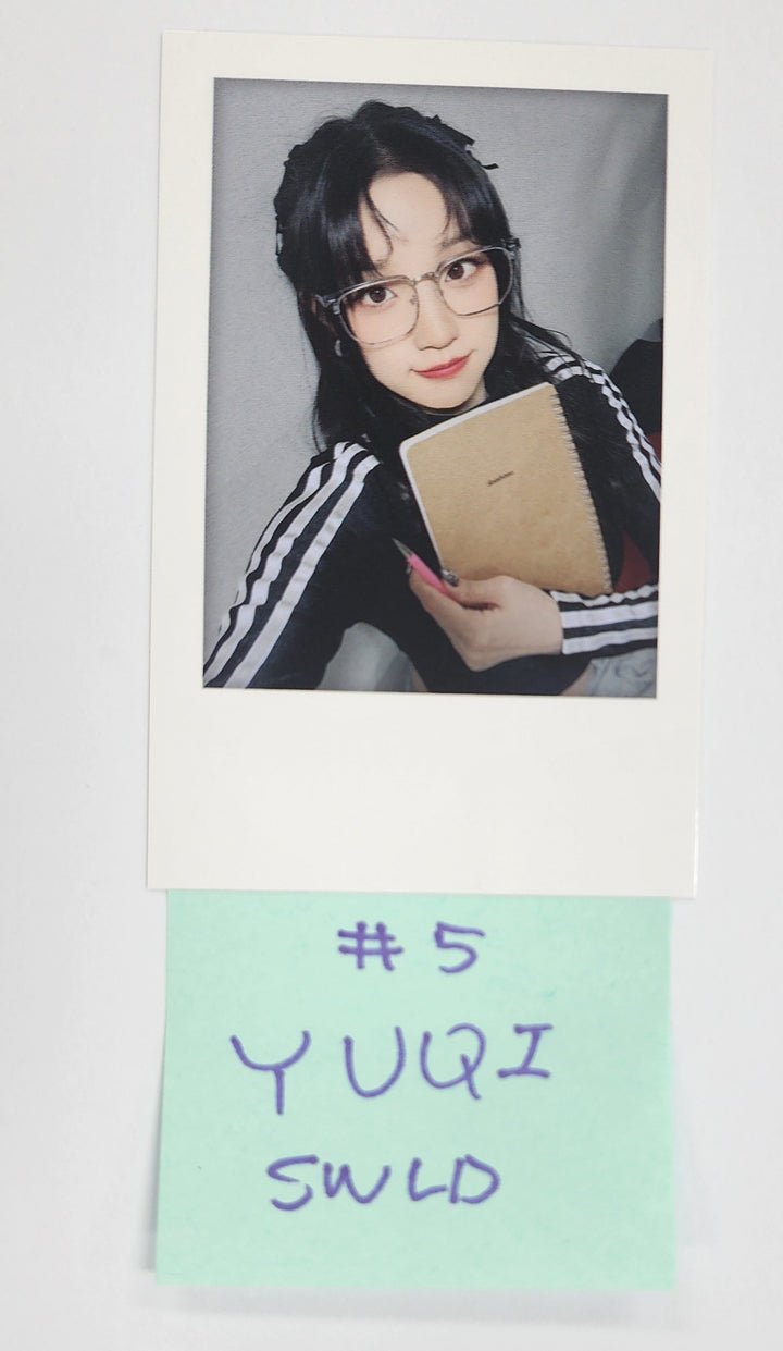 YUQI "YUQ1" - Soundwave Lucky Draw Event Photocard [24.10.4] - HALLYUSUPERSTORE