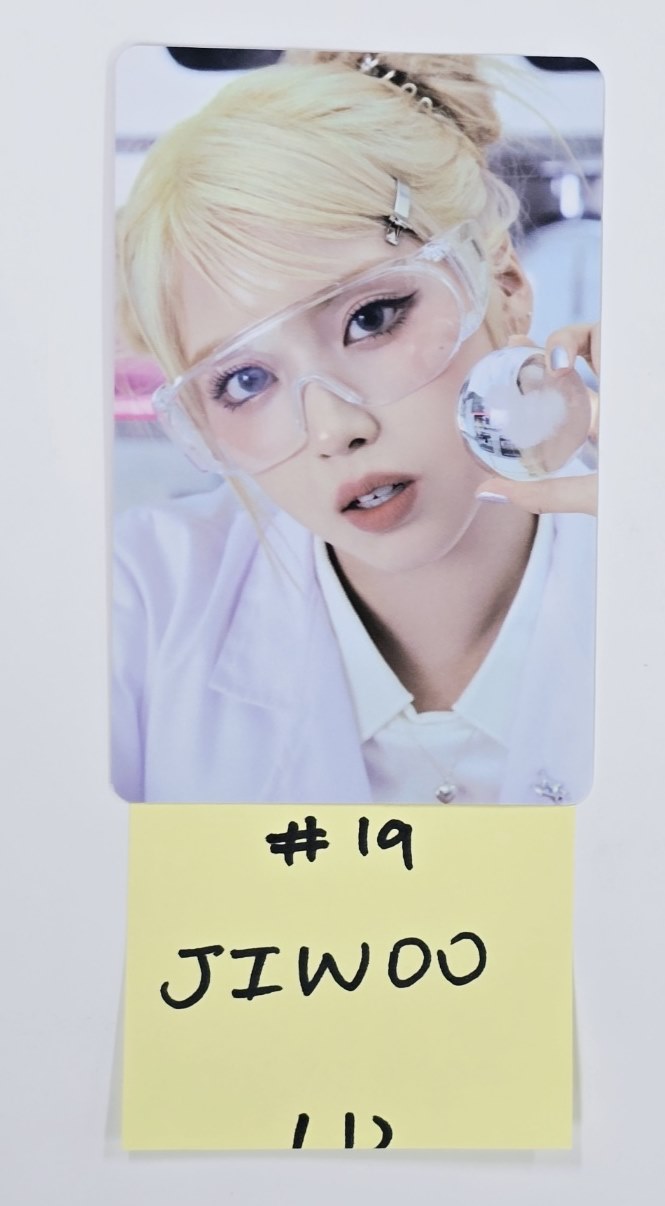 NMIXX "CHANGE UP : MIXX LAB" - Official Trading Photocard [24.10.4]